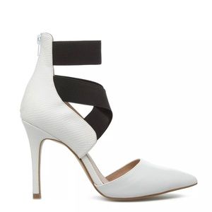 White and Black Pointy Pumps Heels 4” Size 7